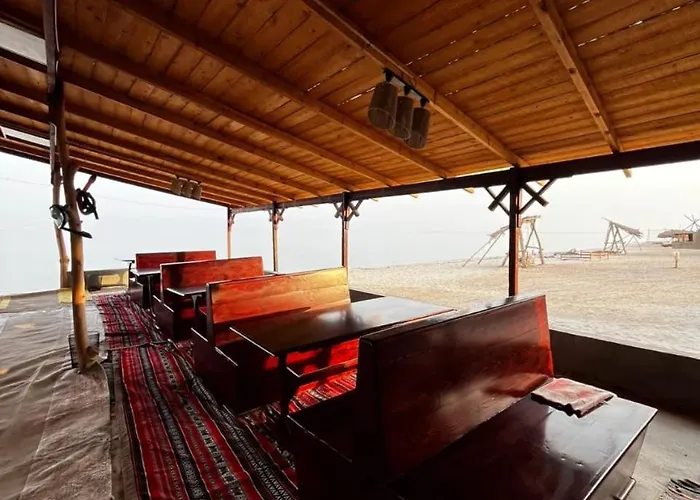 Baywatch Camp Otel